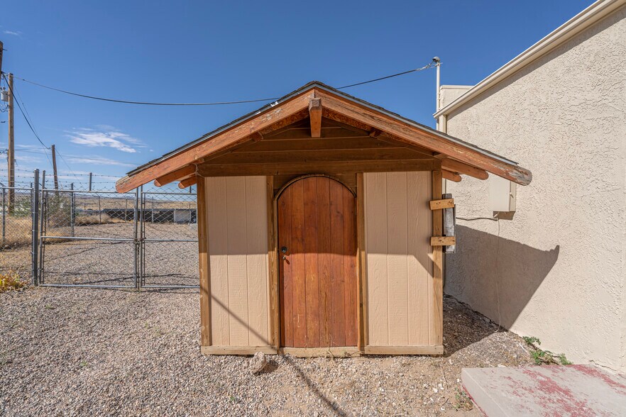 More Photos Of 1200 E Andy Devine Ave, Kingman Office For Sale