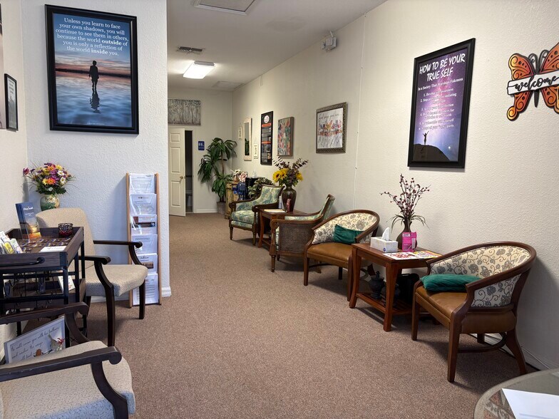 More Photos Of 15151 S US Highway 441, Summerfield Medical For Sale