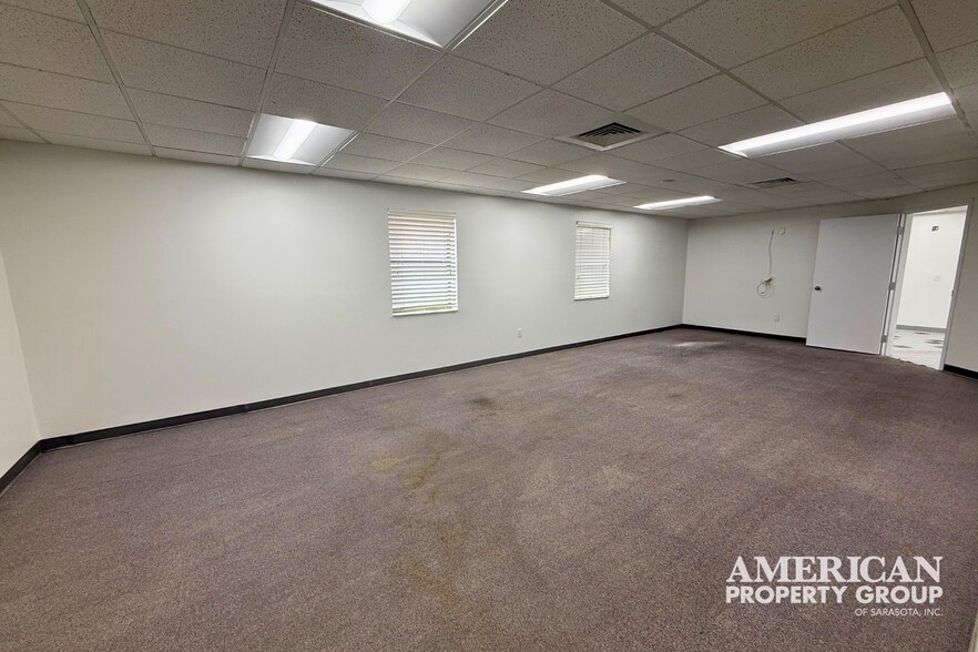 More Photos Of 410 4th Ave E, Bradenton Medical For Lease