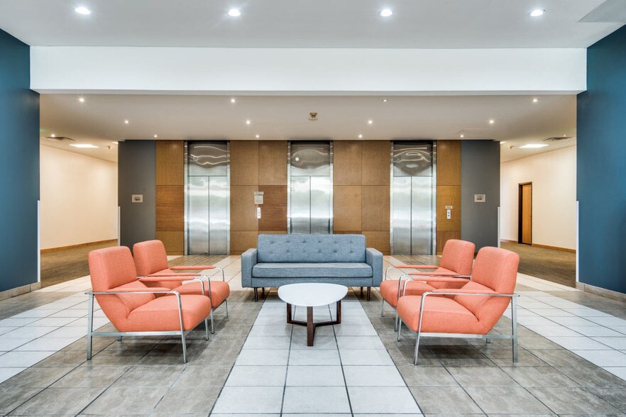 More Photos Of 13601 Preston Rd, Dallas Office For Sale