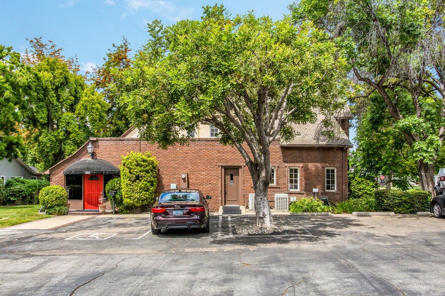 More Photos Of 592 N Euclid, Upland Office For Sale