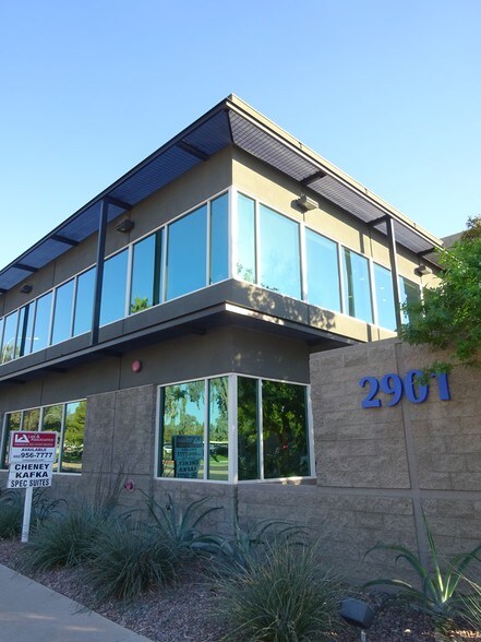 More Photos Of 2901 E Camelback Rd, Phoenix Office For Lease