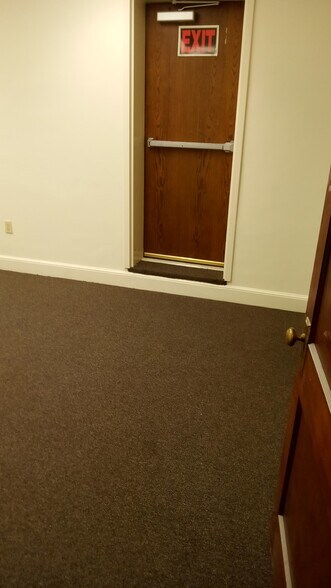 More Photos Of 3009 Gettysburg Rd, Camp Hill Office Residential For Lease