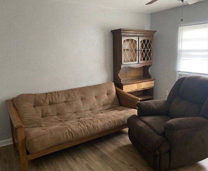 More Photos Of 1724 Youngstown Kingsville Rd NE, Vienna Apartments For Sale
