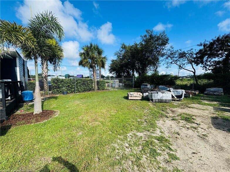 More Photos Of 6750-6770 Us Highway 27 N, Sebring Office For Sale
