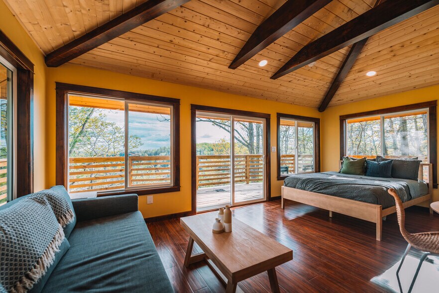 More Photos Of 250 Wood Thrush Lane, Rogers Specialty For Sale