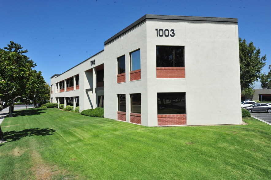 More Photos Of 1003 E Cooley Dr, Colton Office For Lease