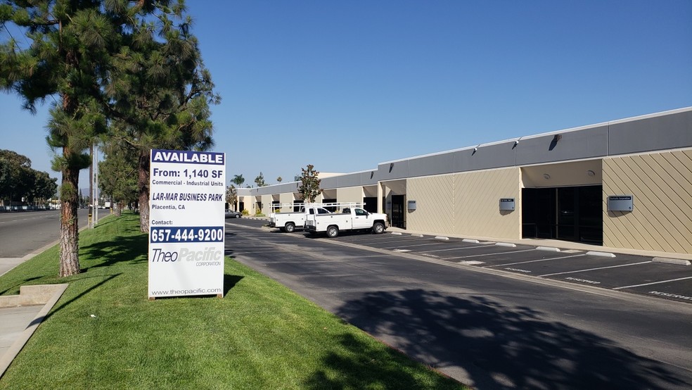 Primary Photo Of 350 E Orangethorpe Ave, Placentia Warehouse For Lease