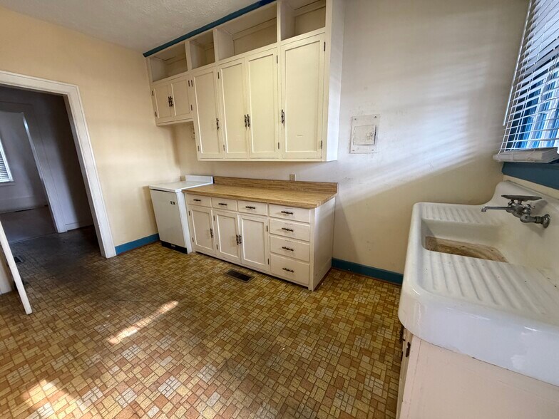 More Photos Of 208 Durden St, Vidalia Office Residential For Sale