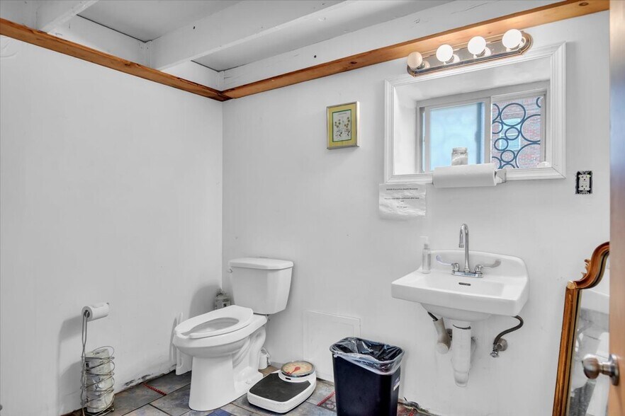 More Photos Of 2531 E Lehigh Ave, Philadelphia Storefront Retail Office For Sale