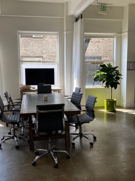 More Photos Of 850 S Broadway, Los Angeles Loft Creative Space For Lease