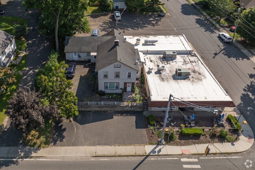 More Photos Of 36 Grassy Plain St, Bethel Storefront Retail Residential For Sale