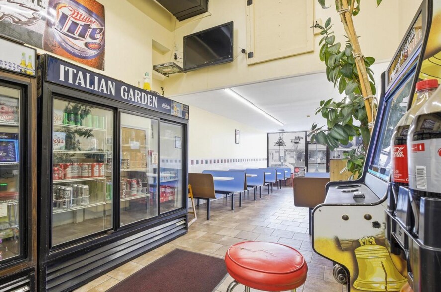 More Photos Of 851 Penn St, Reading Storefront Retail Residential For Sale
