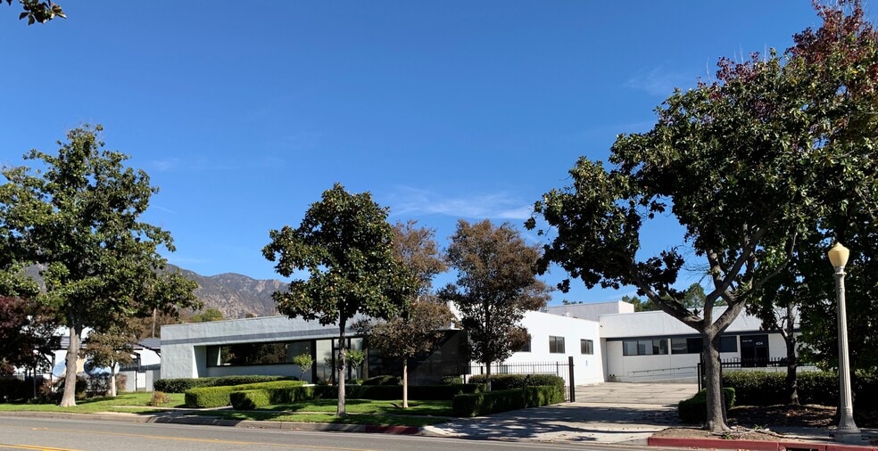 More Photos Of 404 N Halstead St, Pasadena Research And Development For Lease