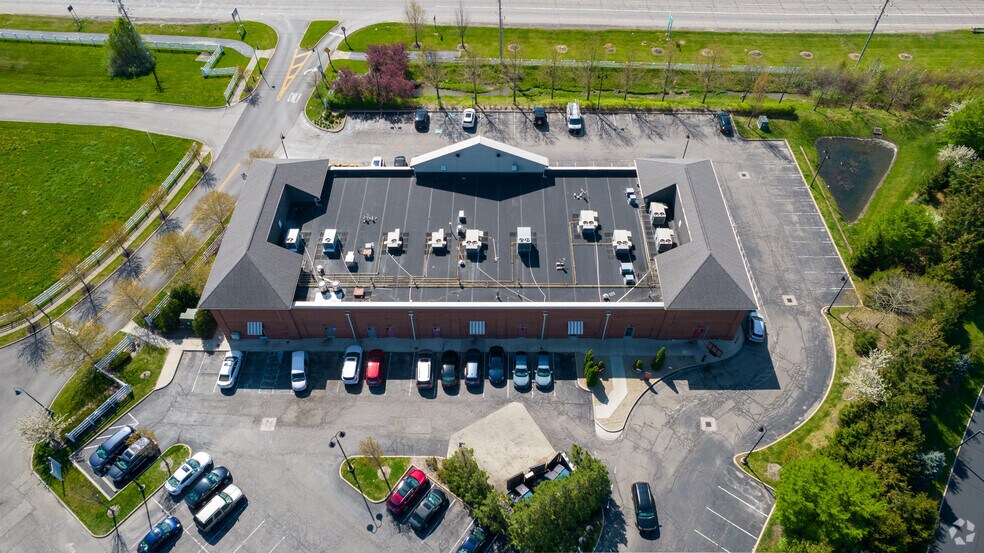 More Photos Of 9685-9765 Johnstown Rd, New Albany Freestanding For Lease
