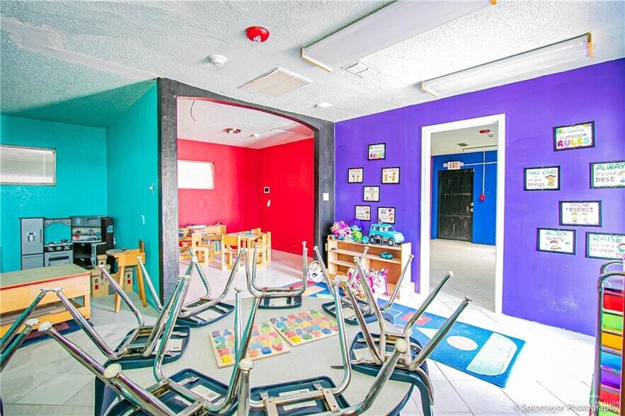 More Photos Of 101 N Alamo Rd, Alamo Daycare Center For Sale