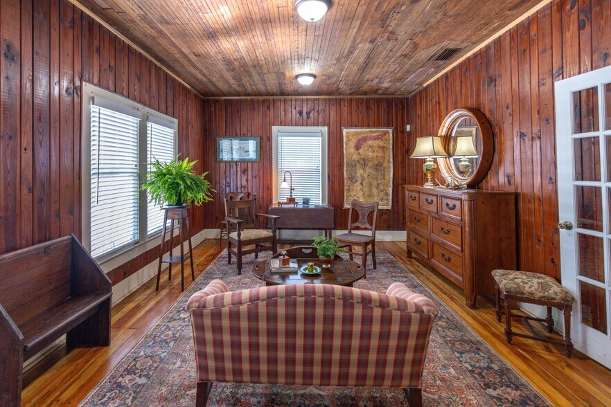 More Photos Of 86 Masters Dr, Saint Augustine Office For Sale