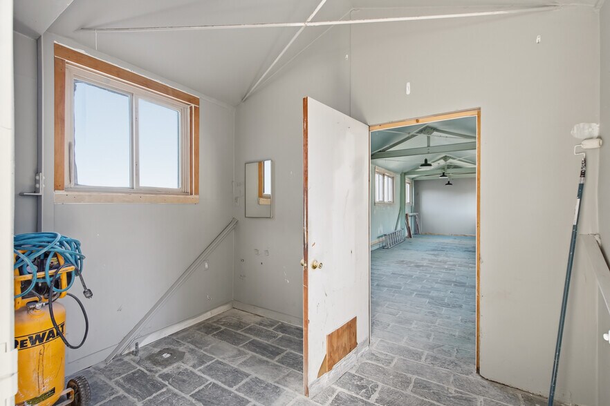 More Photos Of 19 Heron St, San Francisco Warehouse For Lease