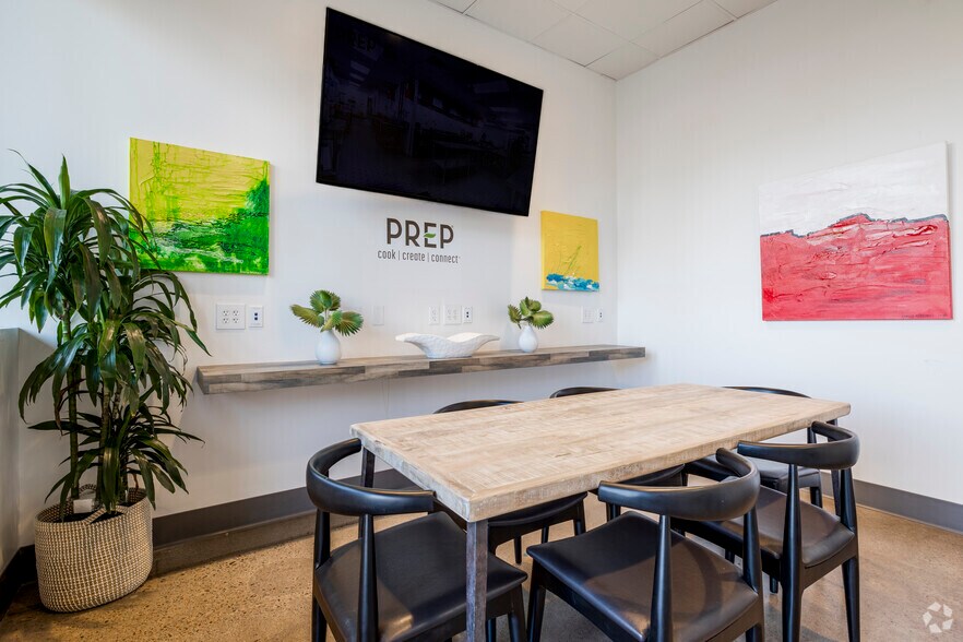 More Photos Of 7119-7129 E Shea Blvd, Scottsdale General Retail For Lease