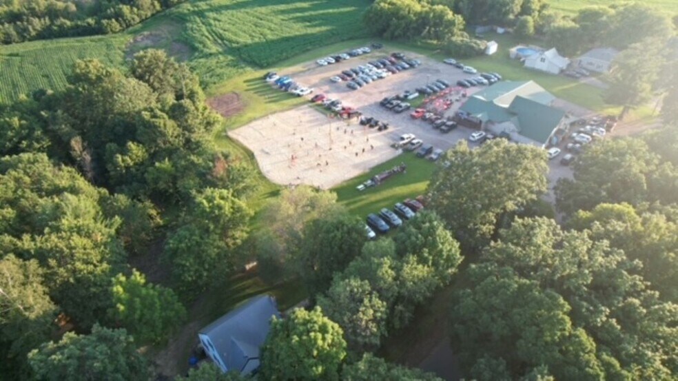 More Photos Of 2002 Midway Rd, Menomonie Restaurant For Sale