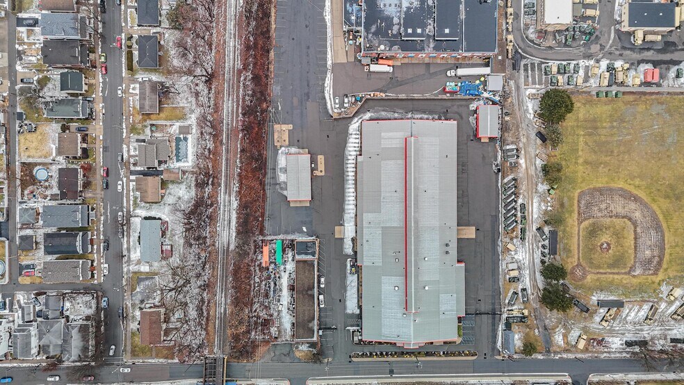 More Photos Of 315 Northampton St, Kingston Industrial For Sale