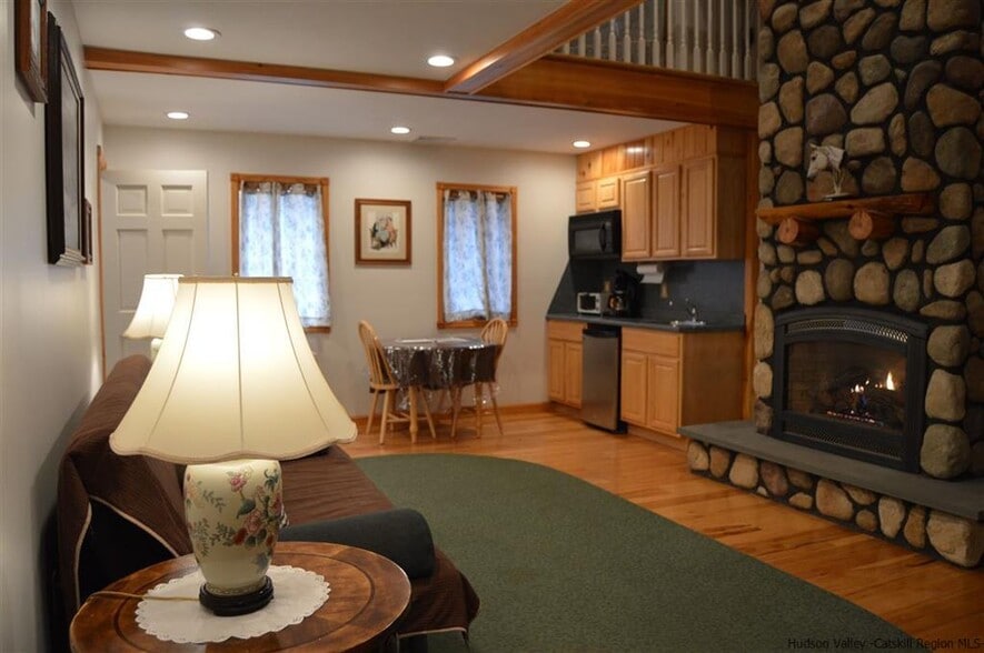 More Photos Of 218 NY-296, Windham Hotel For Sale