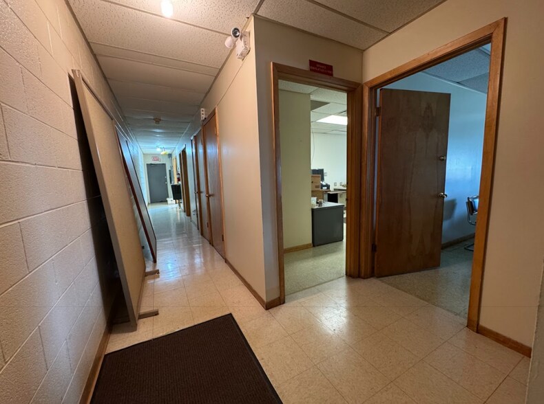 More Photos Of 1025 Concord Ave, Columbus Office For Sale