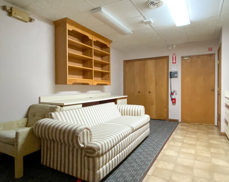 More Photos Of 1251 Nilles Rd, Fairfield Medical For Sale