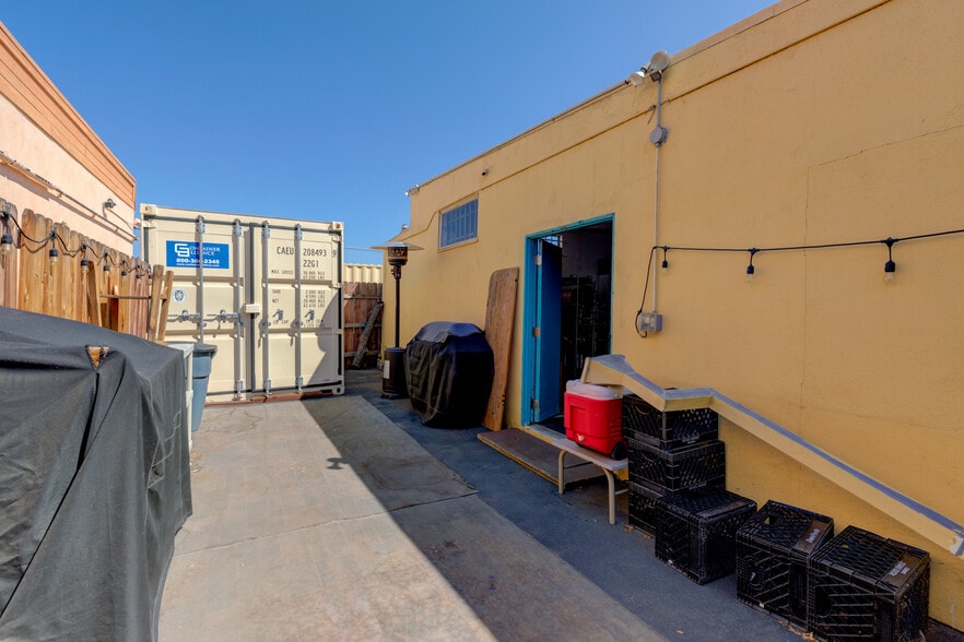 More Photos Of 24248 Crenshaw Blvd, Torrance Office For Sale