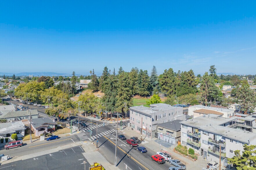 More Photos Of 2601-2605 High St, Oakland Apartments For Sale