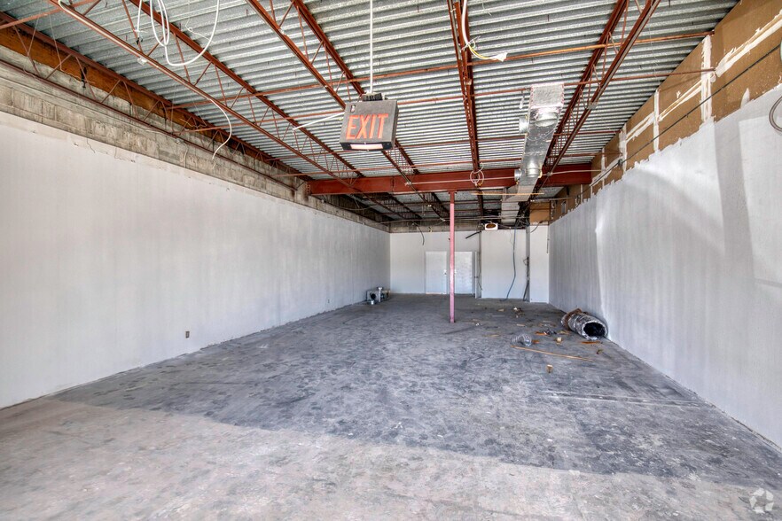 More Photos Of 14602-14618 N Dale Mabry Hwy, Tampa Unknown For Lease