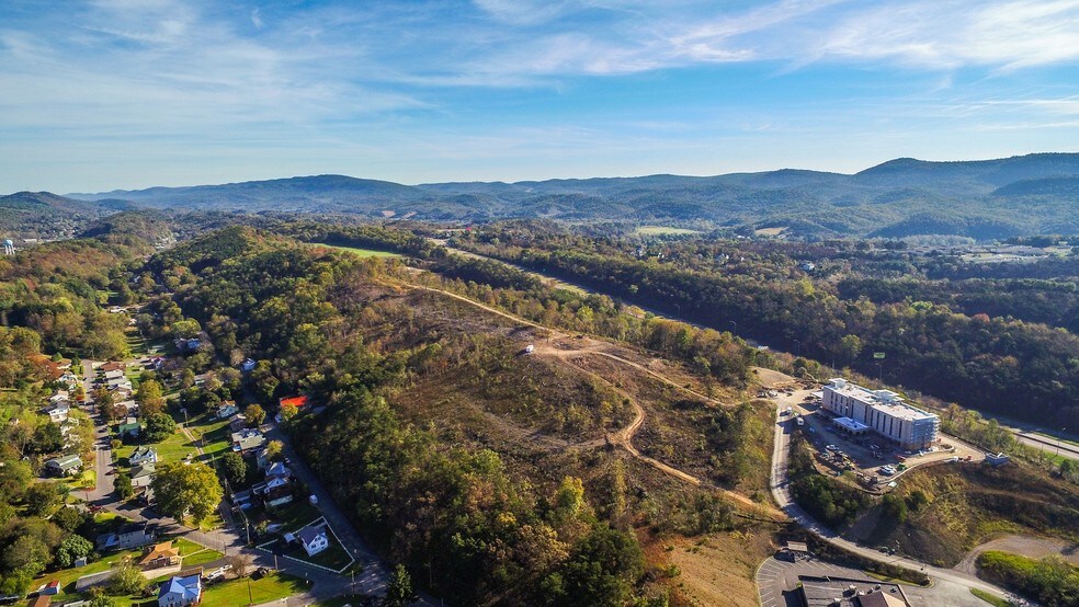 More Photos Of Shades Ln, Cumberland Land For Sale