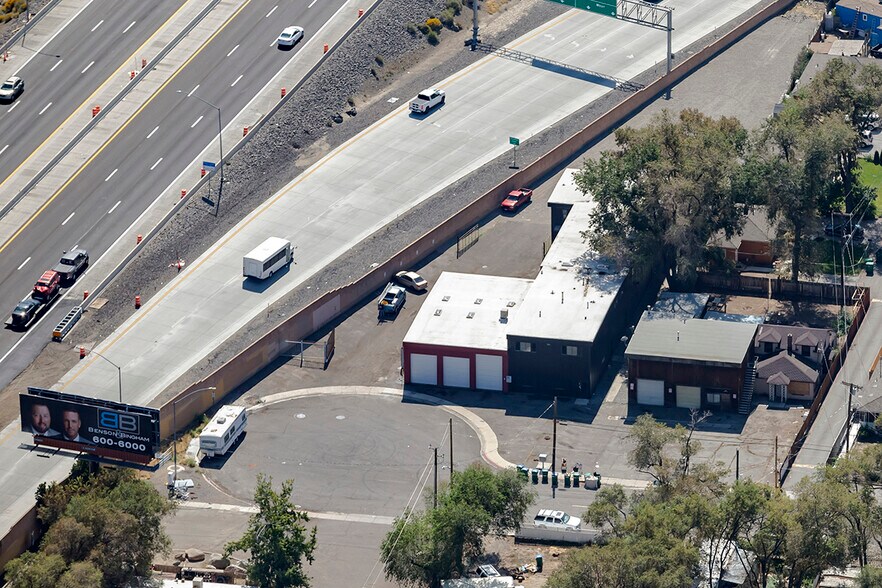 More Photos Of 890 Gentry Way, Reno Auto Repair For Sale