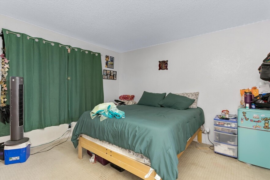 More Photos Of 1140 Oxford Dr, Redlands Apartments For Sale