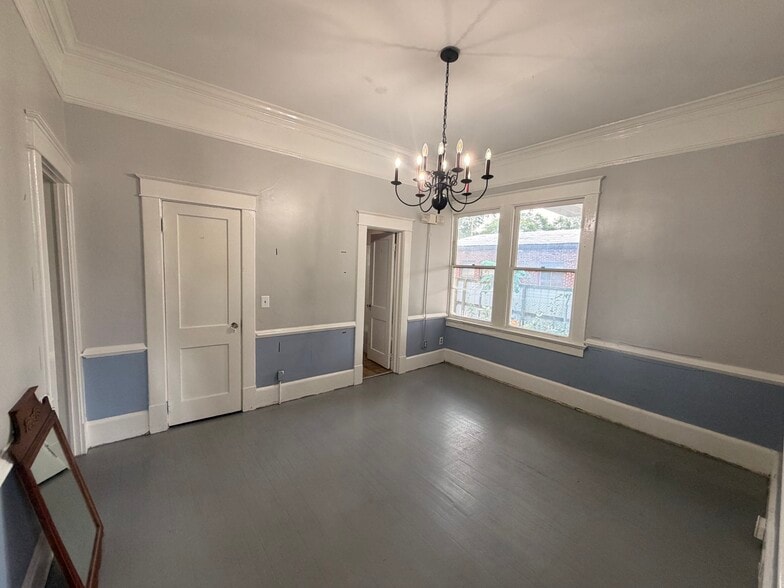 More Photos Of 2620 Main St, Columbia Apartments For Lease