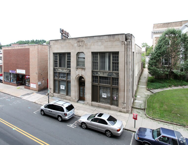 Primary Photo Of 20-24 Washington St, New Britain Office For Lease
