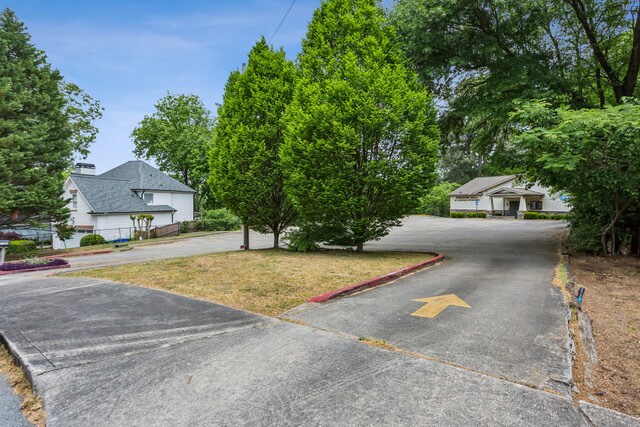 More Photos Of 1184 Davis Pl NW, Atlanta Religious Facility For Sale