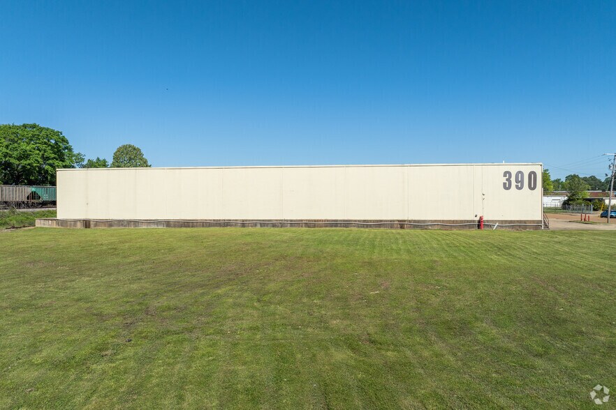 More Photos Of 390 Commerce Park Dr, Jackson Warehouse For Sale