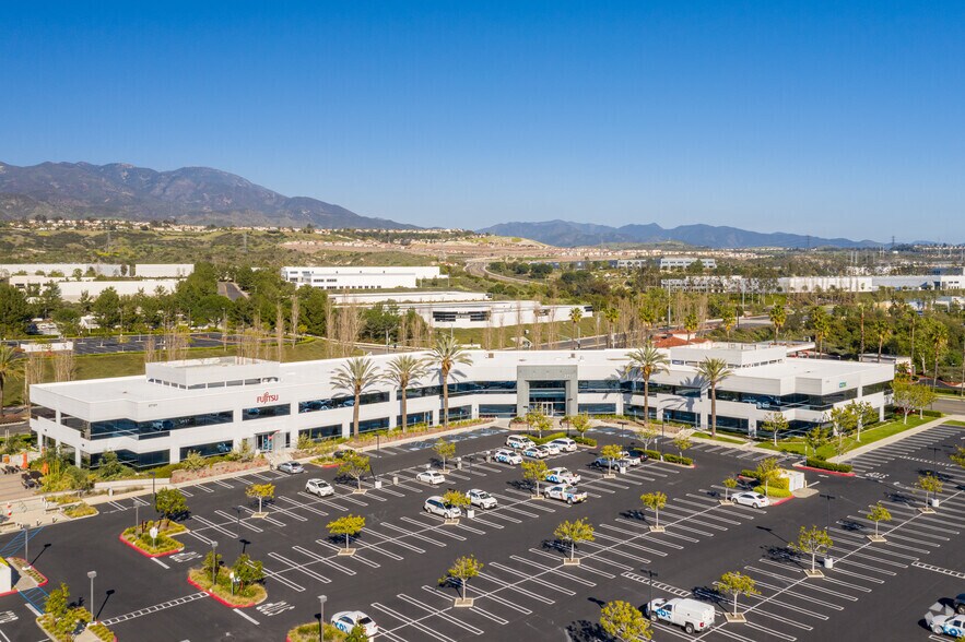 More Photos Of 27121 Towne Centre Dr, Foothill Ranch Unknown For Lease