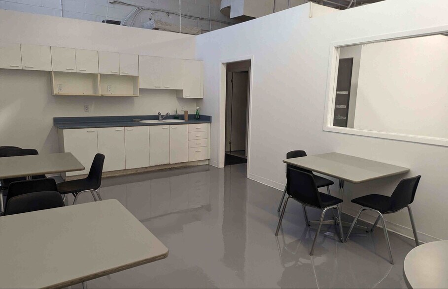 More Photos Of 60 Progress Ave, Toronto Research And Development For Sale