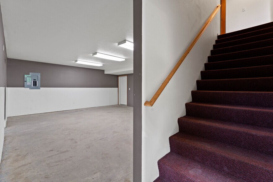 More Photos Of 13315 W 13th Ave, Airway Heights Light Manufacturing For Sale