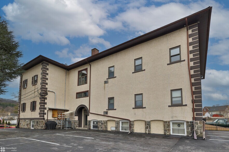 More Photos Of 353 Broad St, Emmaus Apartments For Sale