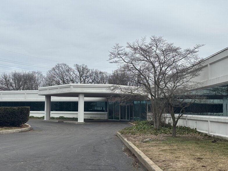 Primary Photo Of 2500 Niles Rd, Saint Joseph Medical For Lease