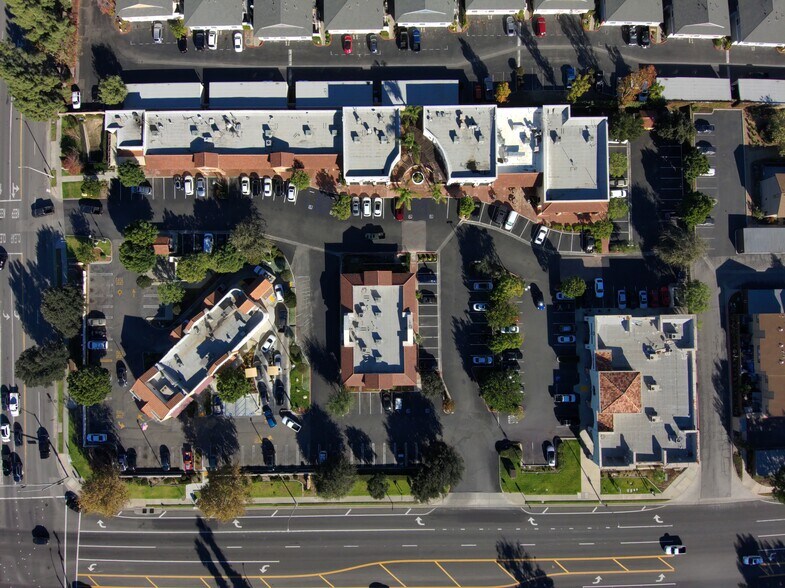 More Photos Of , Moorpark General Retail For Sale