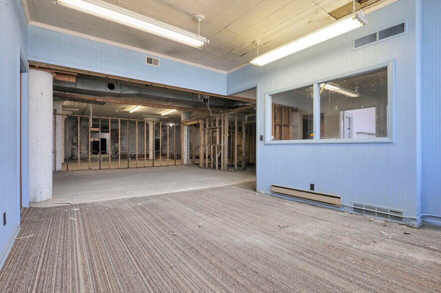 More Photos Of 435 N Elizabeth St, Lima Warehouse For Sale