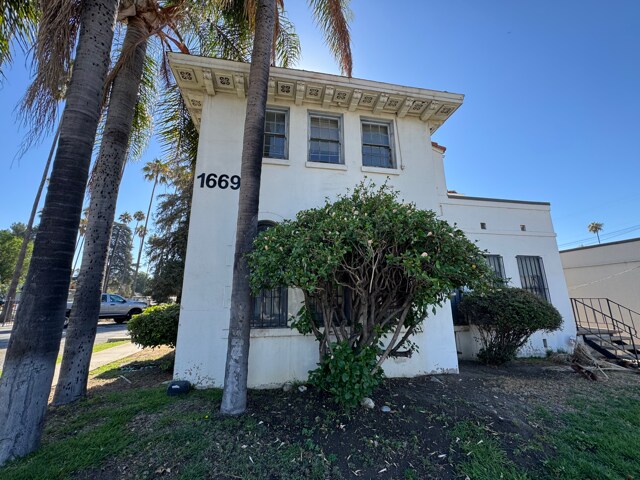 More Photos Of 1669 N E St, San Bernardino Office For Sale