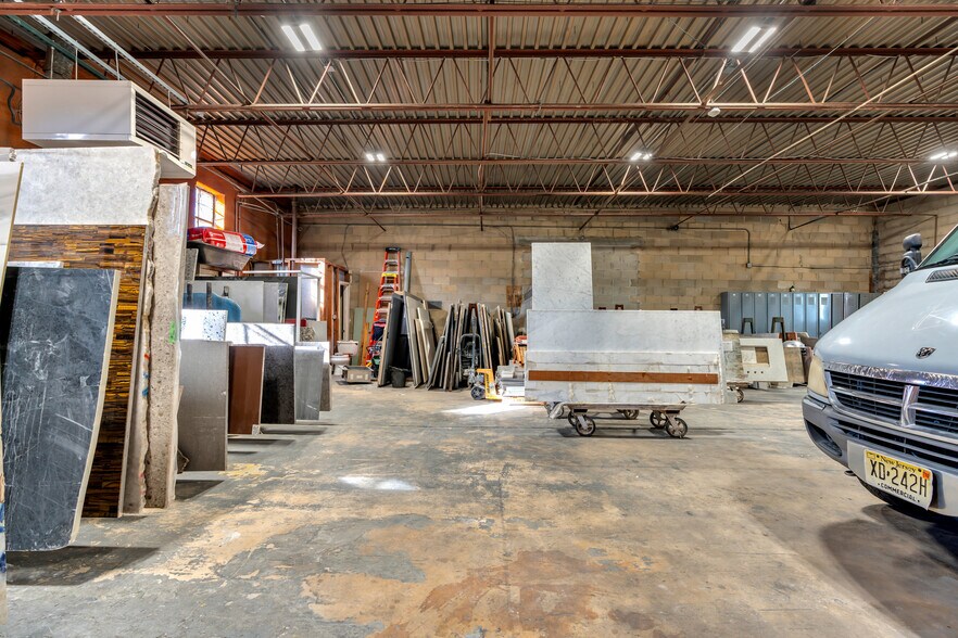 More Photos Of 1304 Roller Rd, Ocean Warehouse For Sale