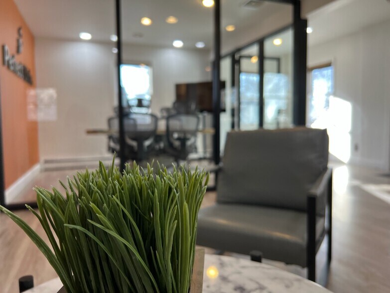 More Photos Of 354 Kingston Rd, Parsippany Office For Sale