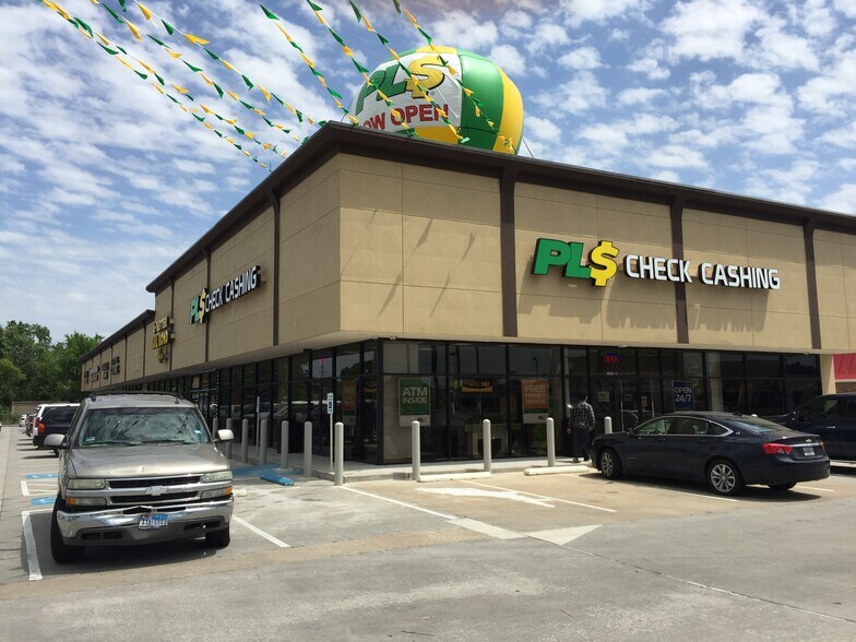 Primary Photo Of 4240 Highway 6 N, Houston Unknown For Lease