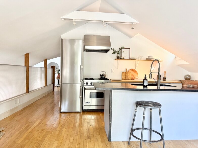 More Photos Of 23 Rothermel Ln, Kinderhook Flex For Sale